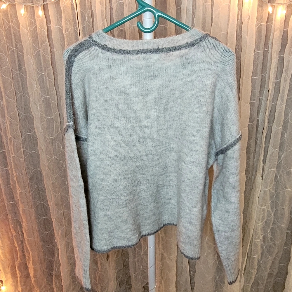 By Together Oversized Gray Exposed Seam Fuzzy Soft Knit Stretch Sweater Boutique - Picture 5 of 6